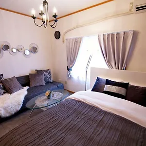 The 3rd Residential Shirokane アパート 東京都